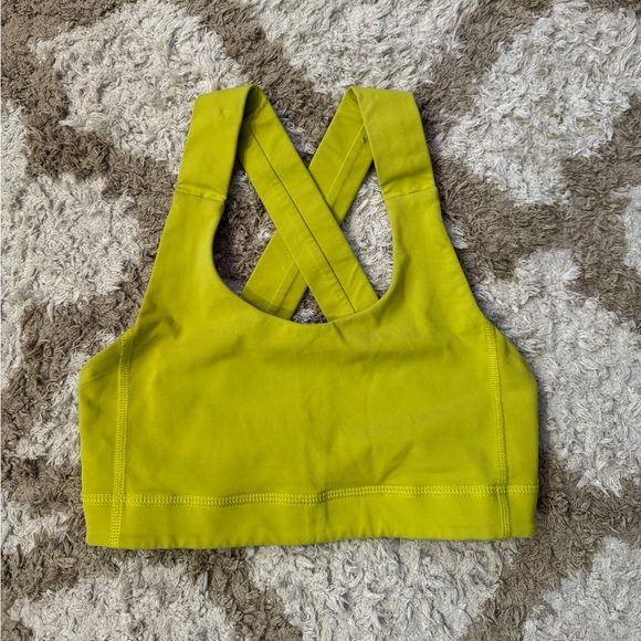 🛎️ Clearance Size 4 Lululemon All Sport Bra (Yellow Color) - Picture 1 of 4